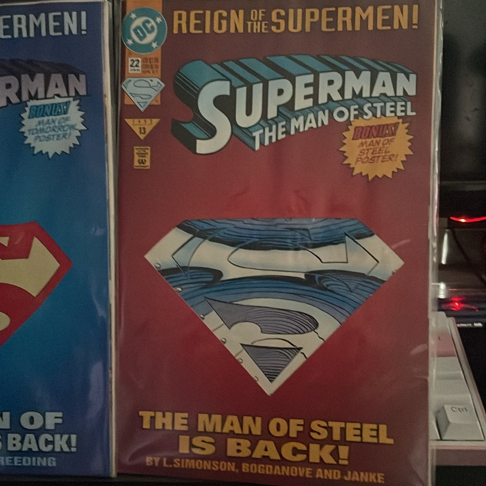 superman and Superman The Man of steel Comics - Picture 3 of 5